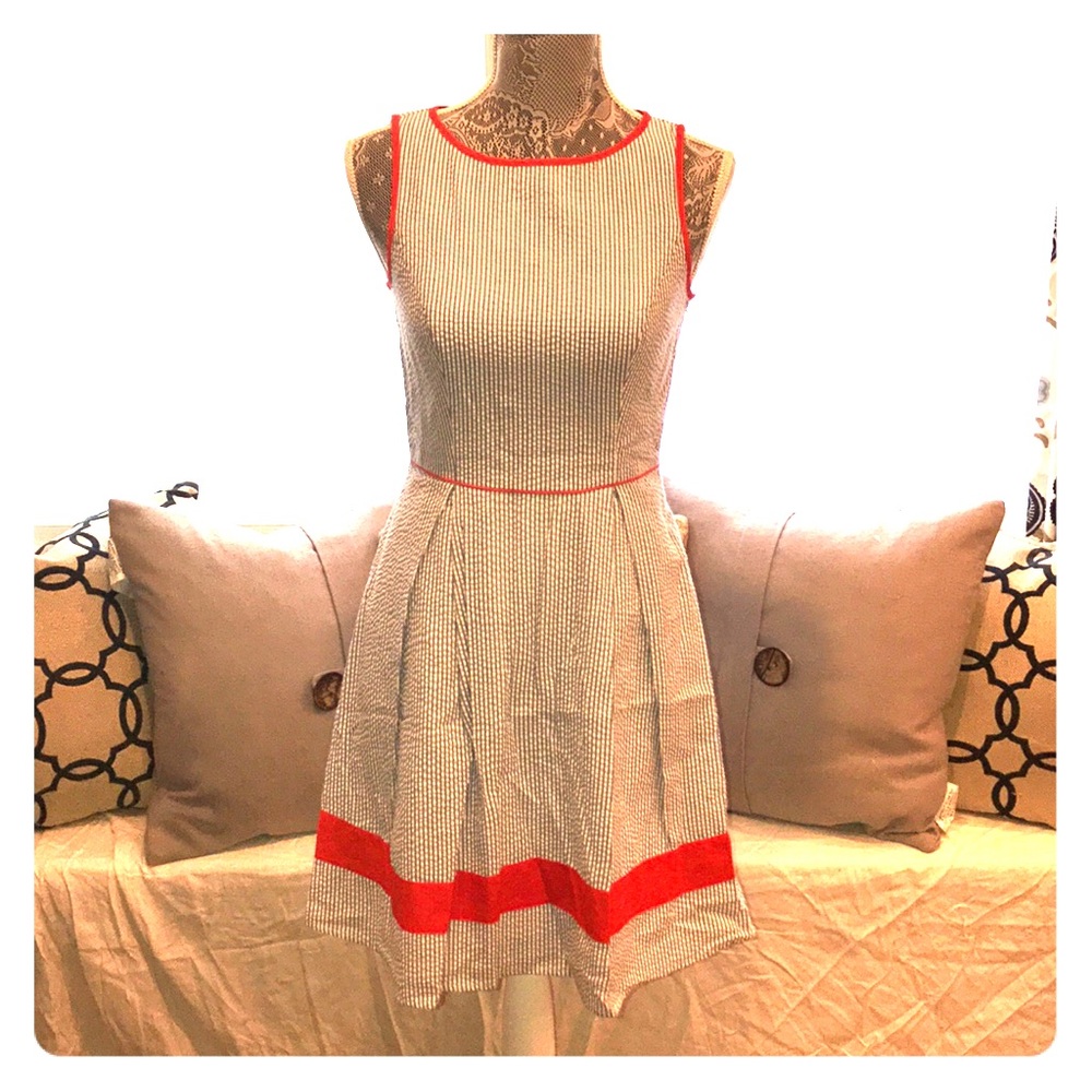 Jessica Simpson dress!